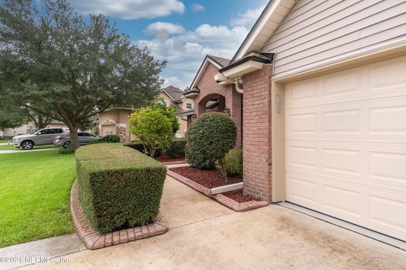 851 Songbird Dr, Orange Park, FL 32065