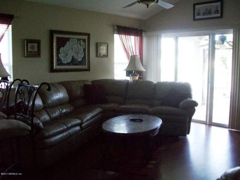 851 W American Eagle Dr, St Augustine, FL 32092