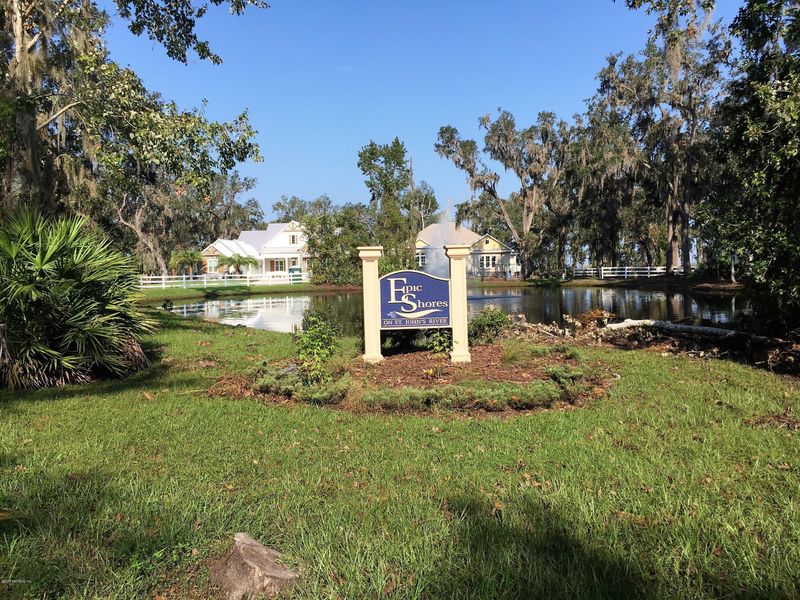 8512 Beverly Ln, St Augustine, FL 32092