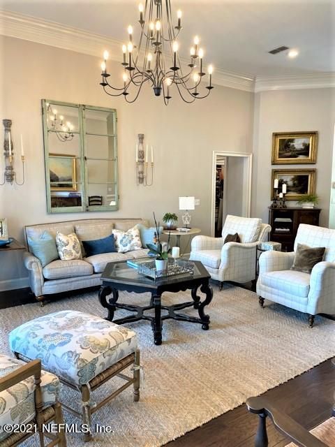 853 Queens Harbor Blvd, Jacksonville, FL 32225