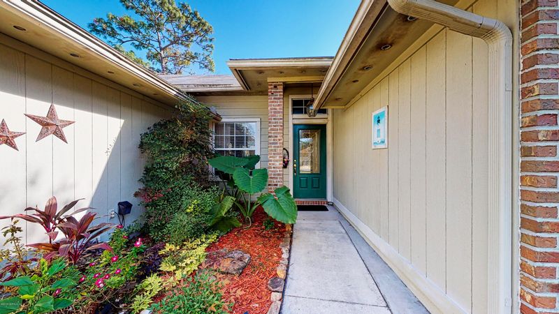 8531 Charlesgate Cir E, Jacksonville, FL 32244