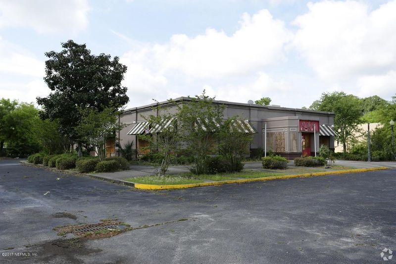 8532 Baymeadows Rd, Jacksonville, FL 32256
