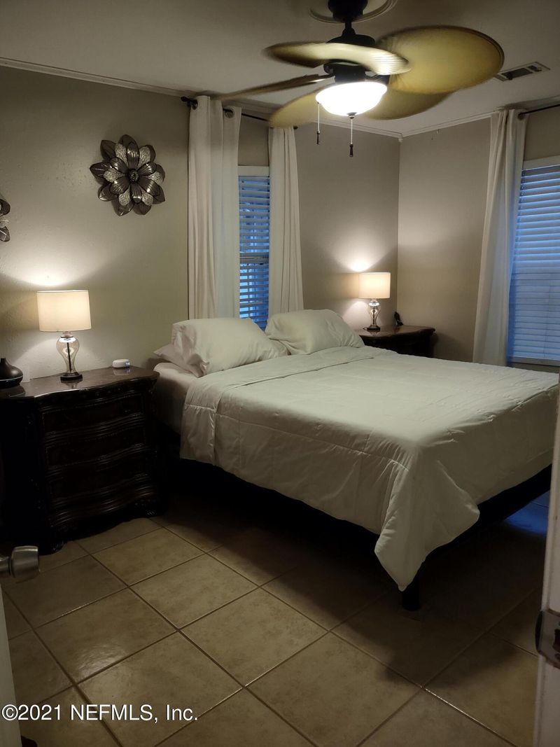 8533 Free Ave, Jacksonville, FL 32211