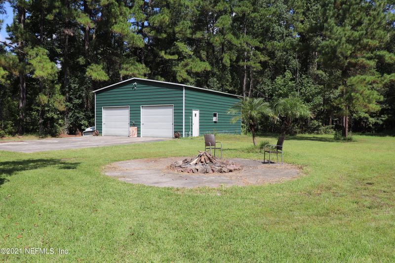 8539 Acree Rd, Jacksonville, FL 32219
