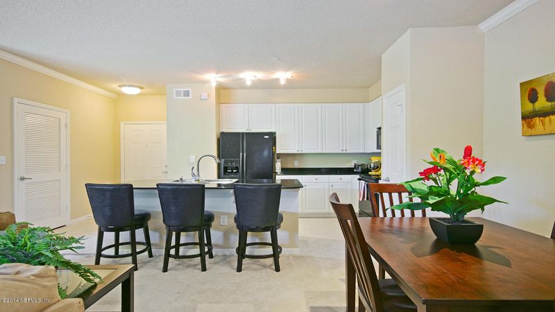 8539 Gate Pw W #9326, Jacksonville, FL 32216