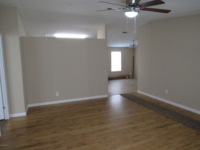 8542 Mc Neill Rd, Jacksonville, FL 32244