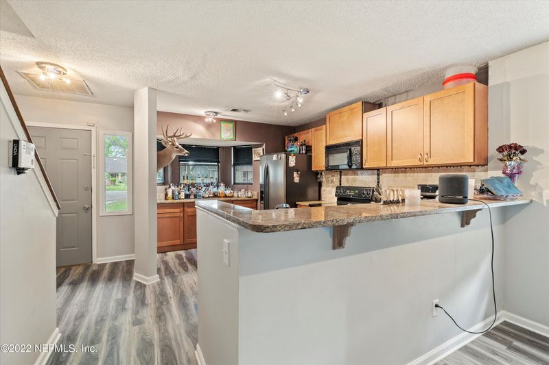 8545 Cross Timbers Dr W, Jacksonville, FL 32244