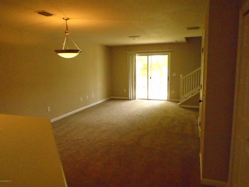 8550 Argyle Business Loop #404, Jacksonville, FL 32244