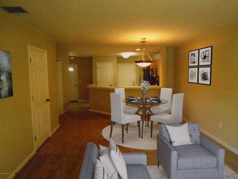 8550 Argyle Business Loop #404, Jacksonville, FL 32244