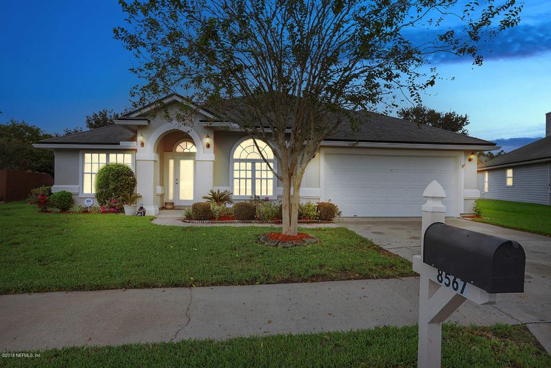 8567 Falling Springs Dr, Jacksonville, FL 32244