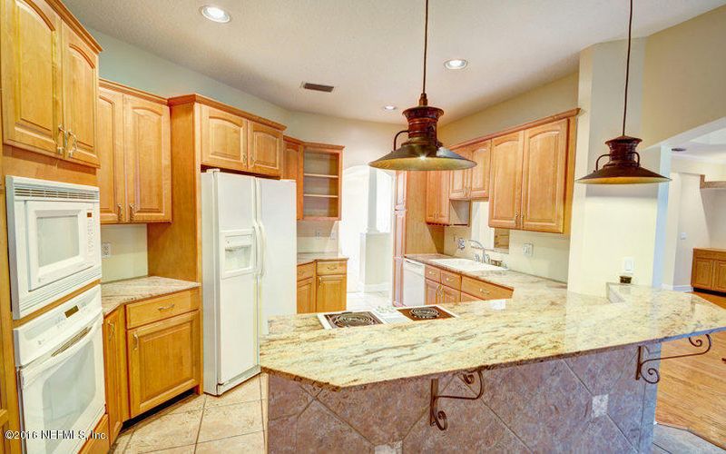 85681 Avant Rd, Yulee, FL 32097
