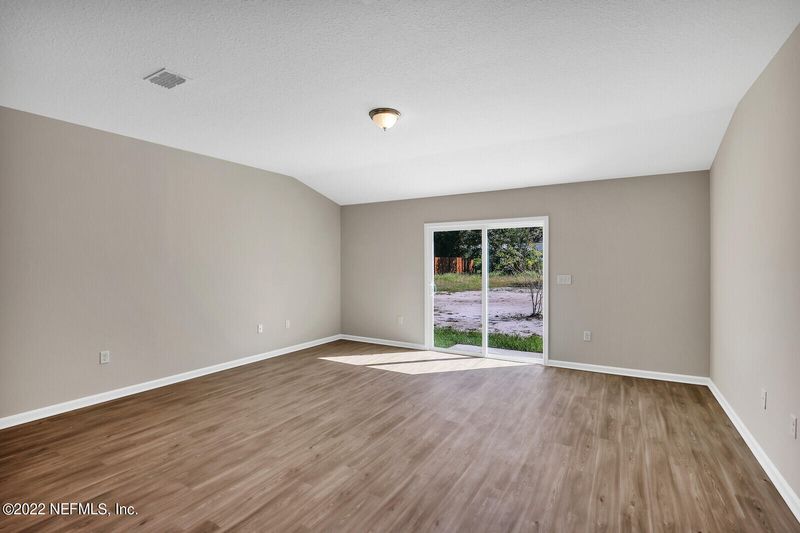 8573 Ocala Ave, Jacksonville, FL 32220
