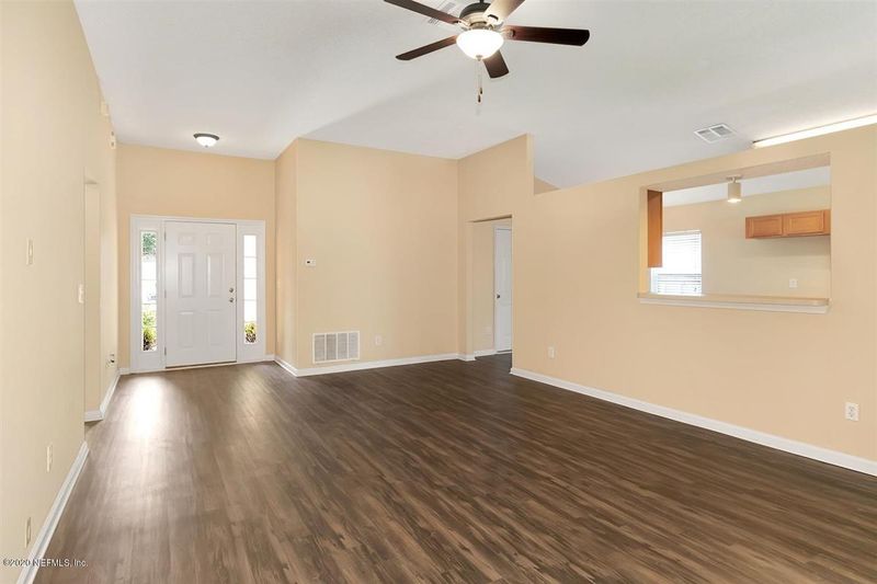 858 S Lilac Loop, St Johns, FL 32259
