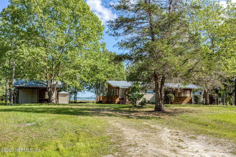 8585 SW 137th St, Starke, FL 32091