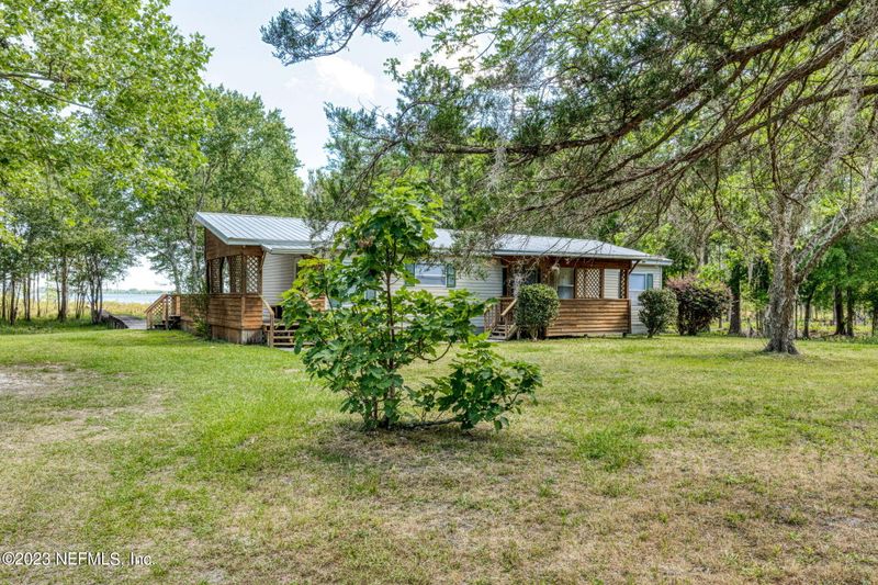 8585 SW 137th St, Starke, FL 32091