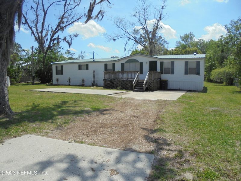 8589 Hilma Rd, Jacksonville, FL 32244