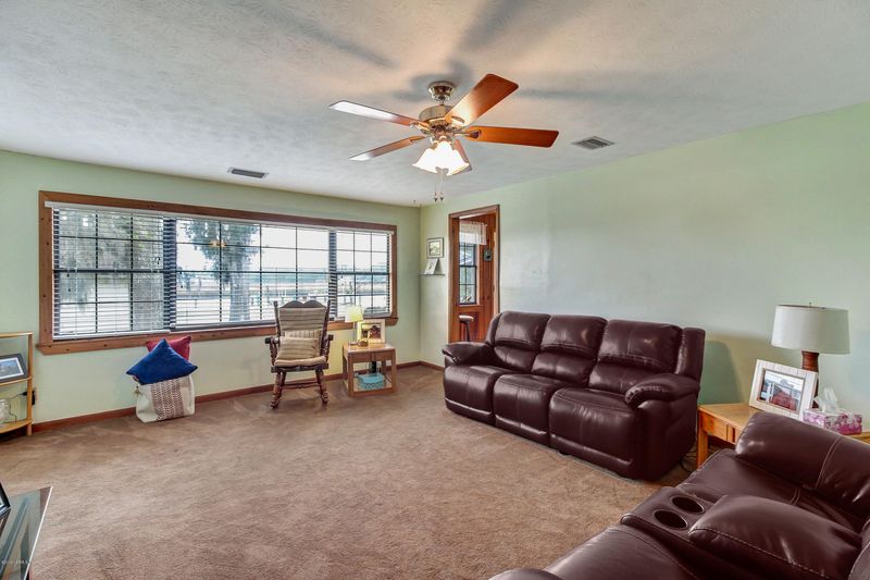 85984 Avant Rd, Yulee, FL 32097