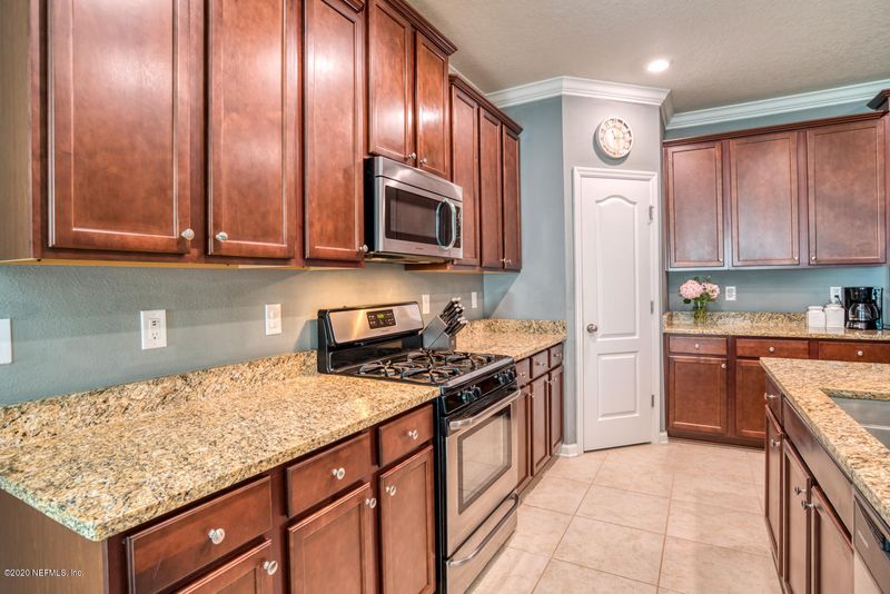 86 Crown Colony Rd, St Augustine, FL 32092