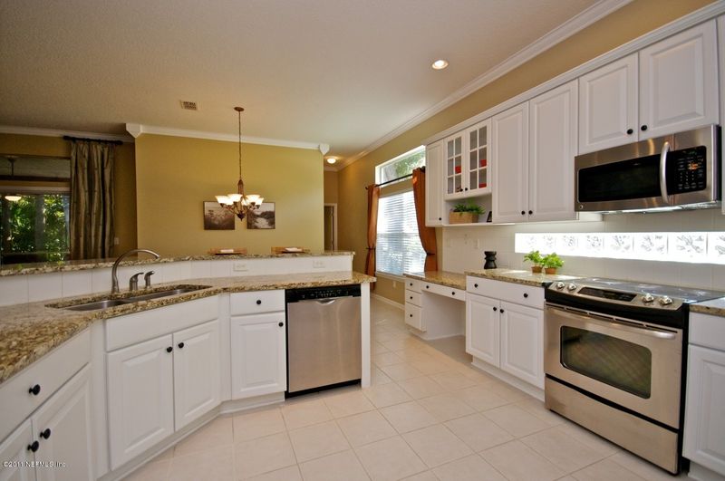 860 Mill Stream Rd, Ponte Vedra, FL 32082