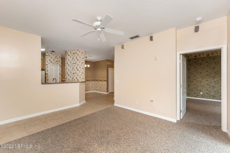8601 Beach Blvd #110, Jacksonville, FL 32216