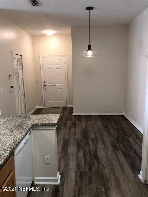 8601 Beach Blvd #1205, Jacksonville, FL 32216