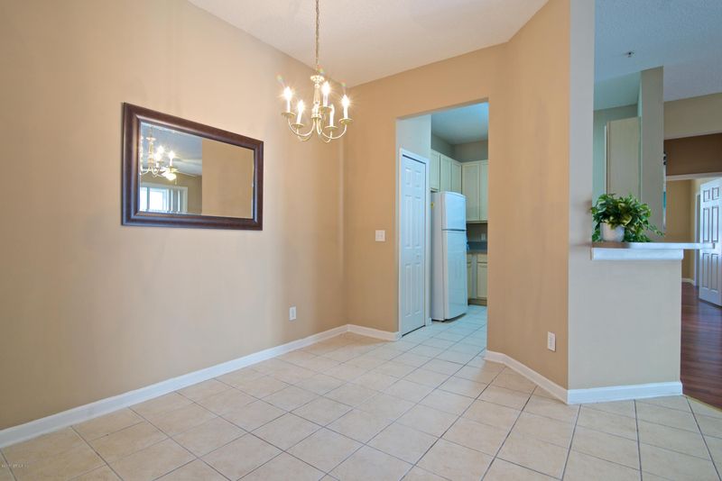 8601 Beach Blvd #1307, Jacksonville, FL 32216