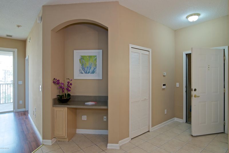 8601 Beach Blvd #1307, Jacksonville, FL 32216
