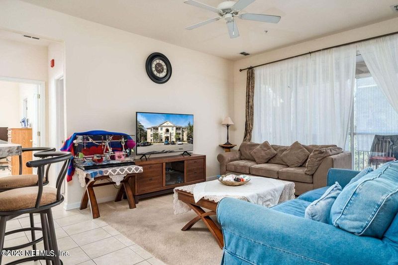 8601 Beach Blvd #411, Jacksonville, FL 32216