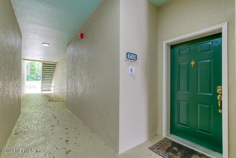 8601 Beach Blvd #601, Jacksonville, FL 32216
