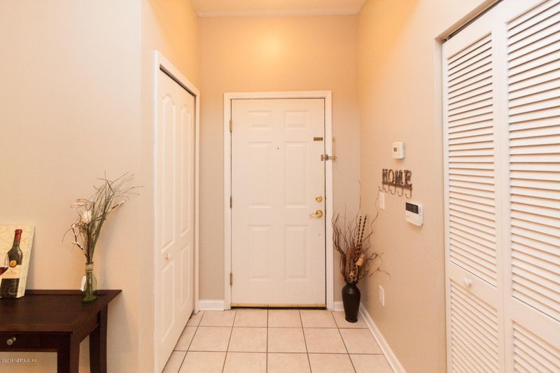 8601 Beach Blvd #718, Jacksonville, FL 32216