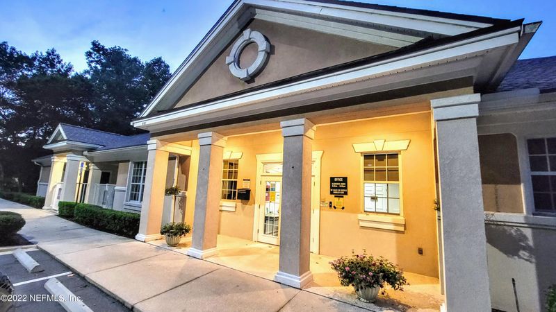 8601 Beach Blvd #804, Jacksonville, FL 32216