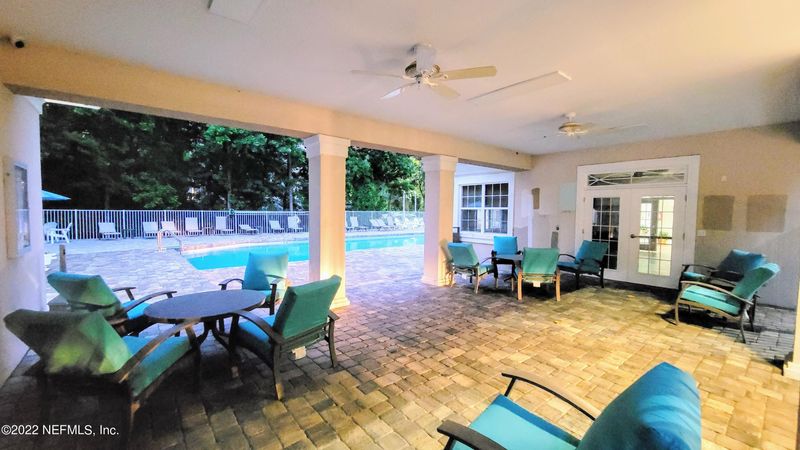 8601 Beach Blvd #804, Jacksonville, FL 32216