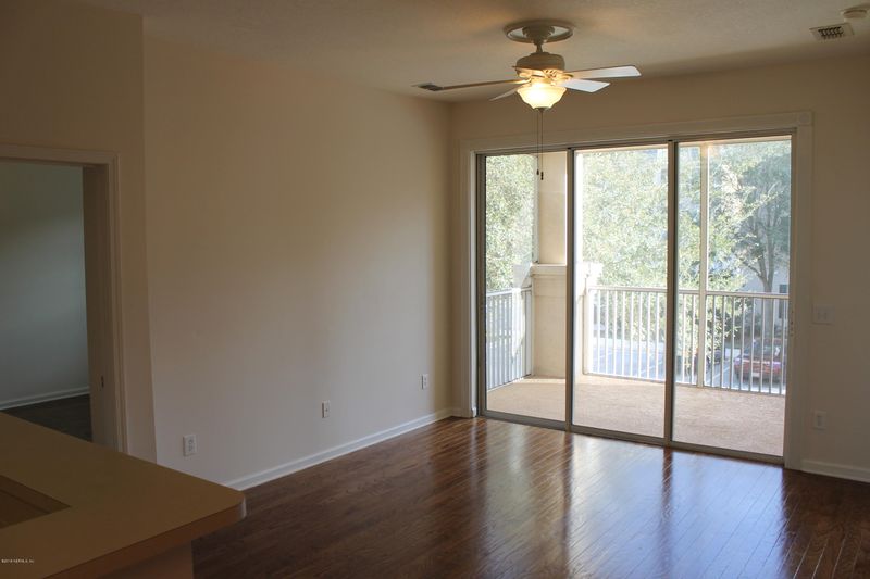 8601 Beach Blvd #917, Jacksonville, FL 32216