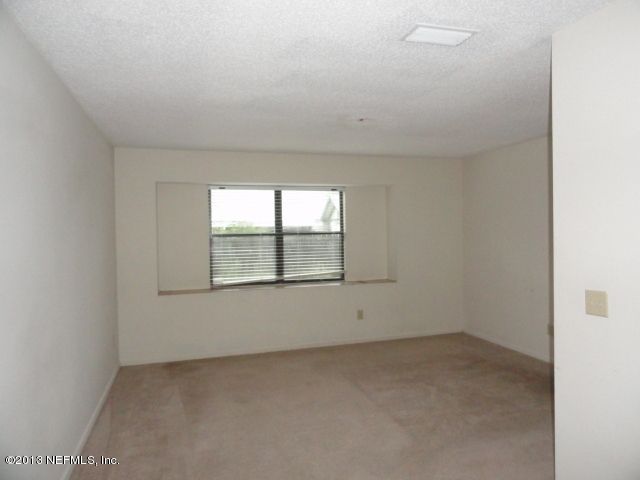 8601 Brixton Ct, Jacksonville, FL 32244
