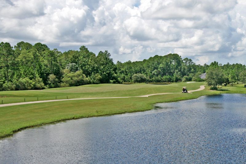 861 Eagle Point Dr, St Augustine, FL 32092