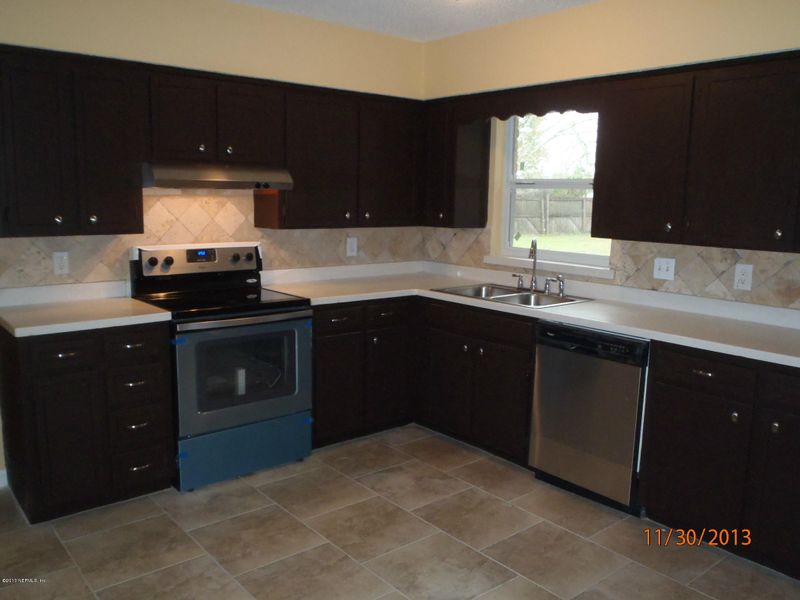 8612 Old Plank Rd, Jacksonville, FL 32220