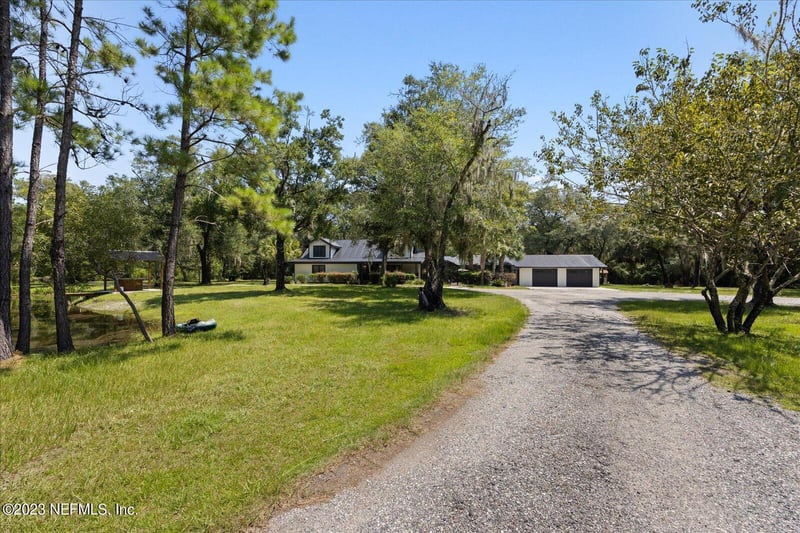 86134 Bear Ln, Yulee, FL 32097