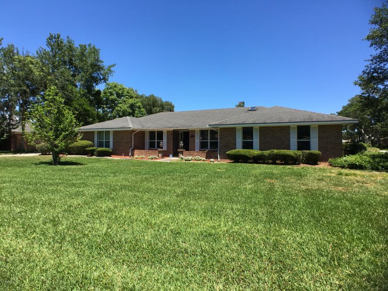 8615 Cathedral Oaks Pl W, Jacksonville, FL 32217
