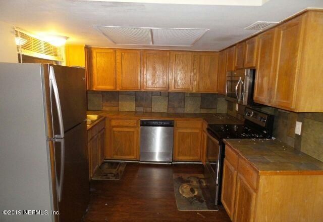 8625 E Beechfern Ln, Jacksonville, FL 32244