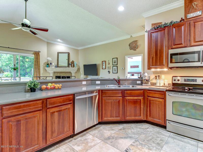 86268 Sand Hickory Trl, Yulee, FL 32097