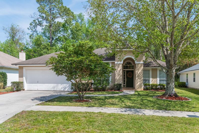 8631 Crooked Tree Dr, Jacksonville, FL 32256