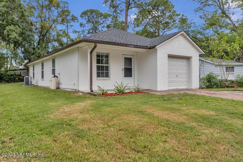 8636 Eaton Ave, Jacksonville, FL 32211
