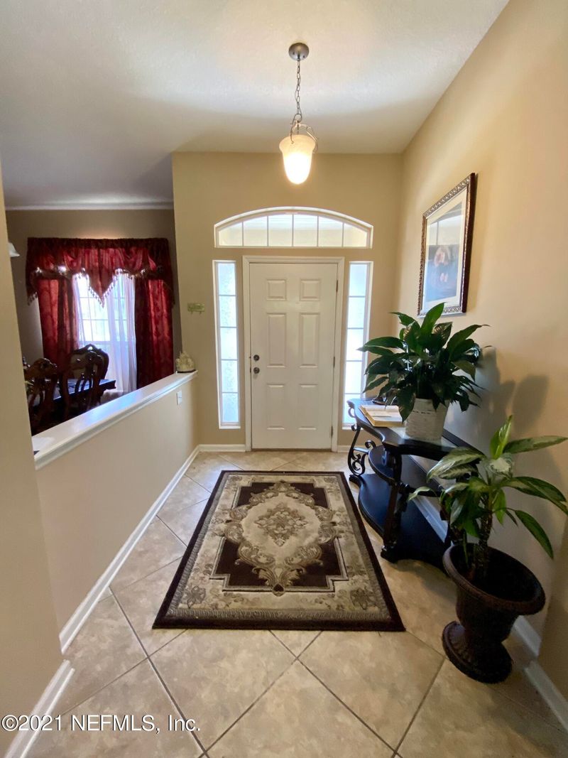 8637 Derry Dr, Jacksonville, FL 32244