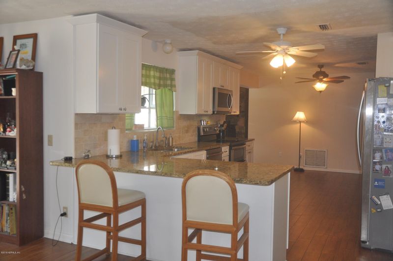 8652 Vermanth Rd, Jacksonville, FL 32211