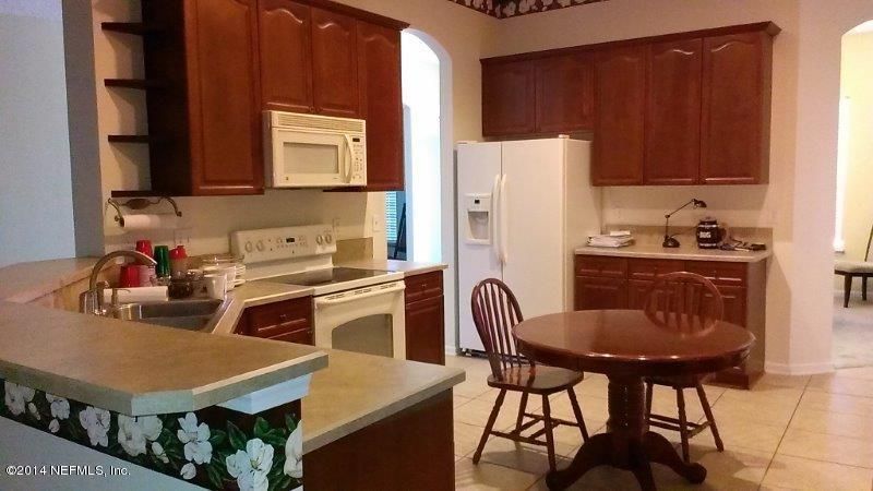 86551 Meadowwood Dr, Yulee, FL 32097