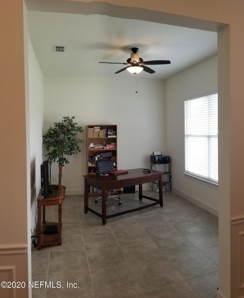 8657 Mabel Dr, Jacksonville, FL 32256