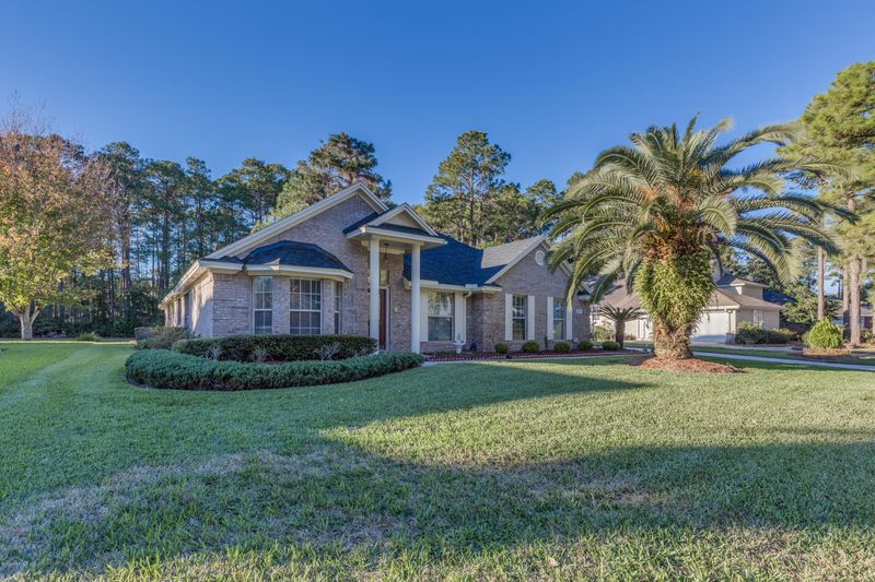 8658 Autumn Green Dr, Jacksonville, FL 32256
