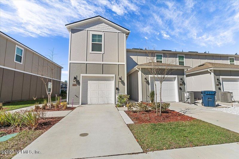 86648 Mainline Rd, Yulee, FL 32097
