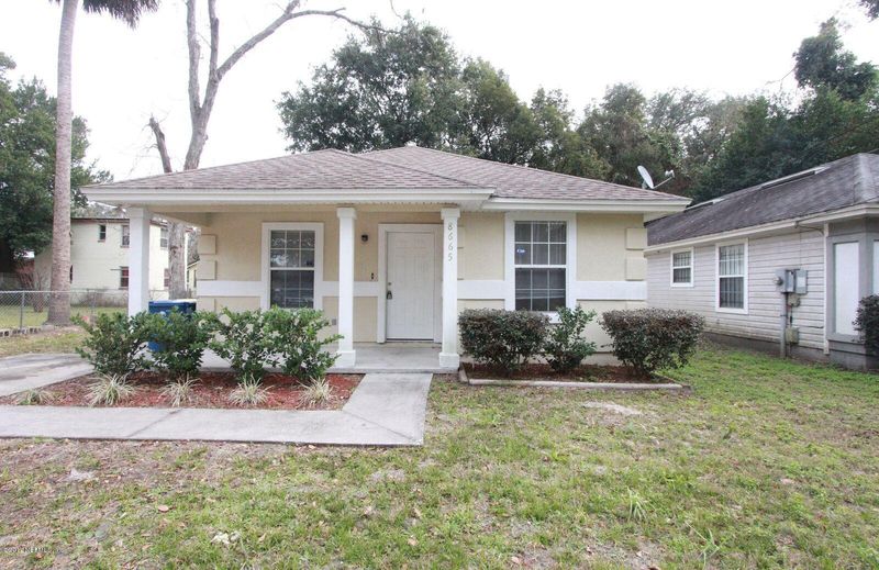8665 3rd Ave, Jacksonville, FL 32208