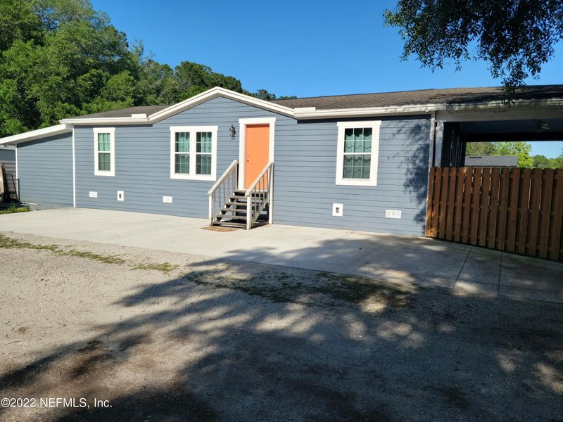 8665 Alexa Ln, Jacksonville, FL 32220